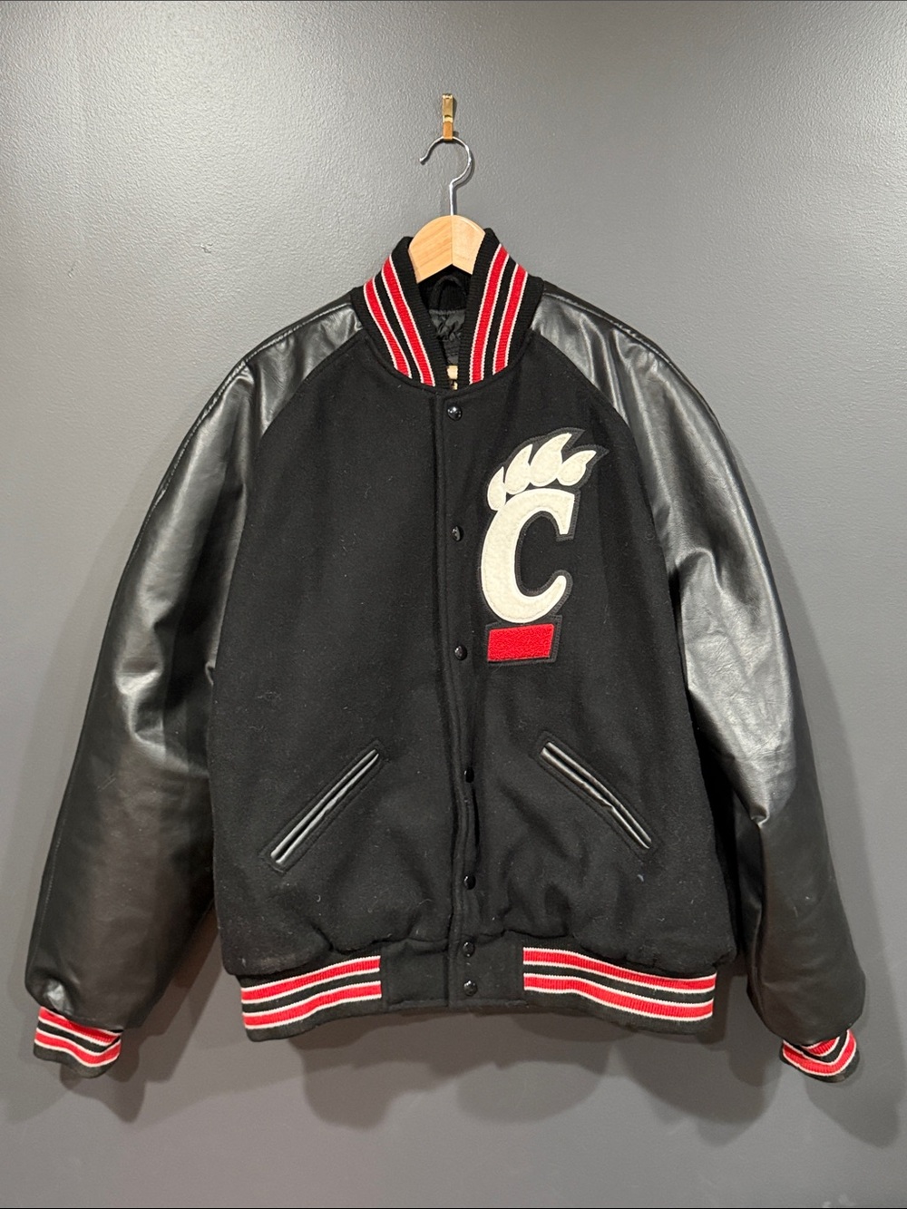 Cincinnati Bearcats Varsity Letterman Jacket with Leather Sleeves Large